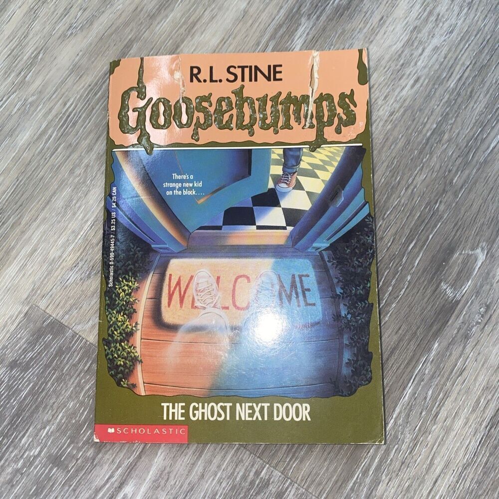 Goosebumps #10 The Ghost NextโDoor - Rare Actual 1st print ~ R.L. Stine ~ Aug 93